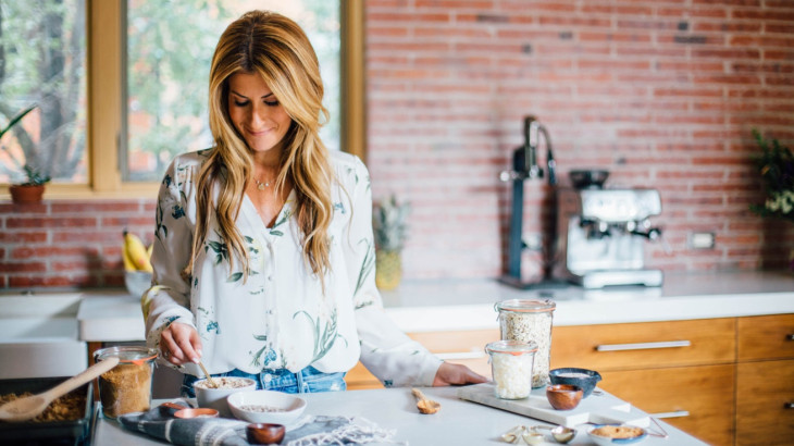 Η διατροφολόγος που έχτισε επιχείρηση 147 εκατ. δολαρίων από την κουζίνα της