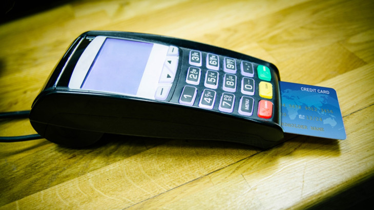 Οι περισσότερες συναλλαγές γίνονται με κάρτες πληρωμών - Δεύτερη στην ευρωζώνη η Κύπρος