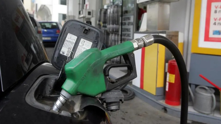 Καύσιμα: Γιατί οι τιμές του ντίζελ ανεβαίνουν πιο γρήγορα από της βενζίνης