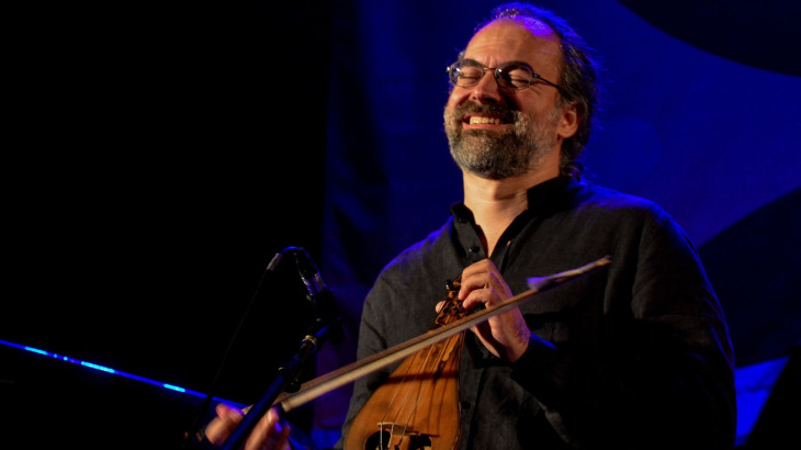 Ο Σωκράτης Σινόπουλος στο 2ο Φεστιβάλ Παραδοσιακού Πολιτισμού του Δήμου Παραλιμνίου - Δερύνειας