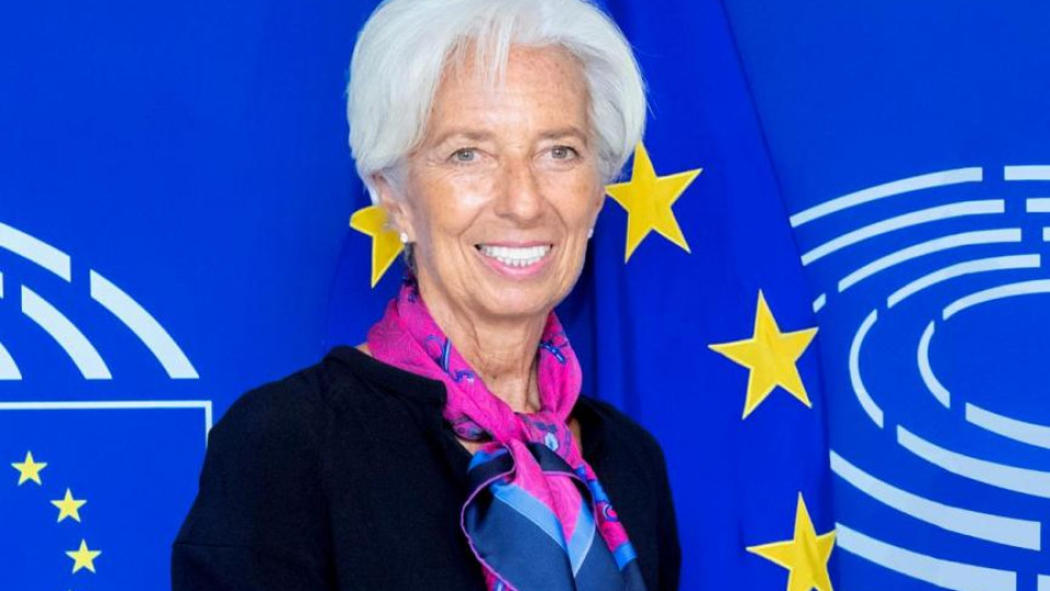 Έτοιμη και οπλισμένη με αισιοδοξία η Λαγκάρντ για τις επόμενες μάχες της ΕΚΤ