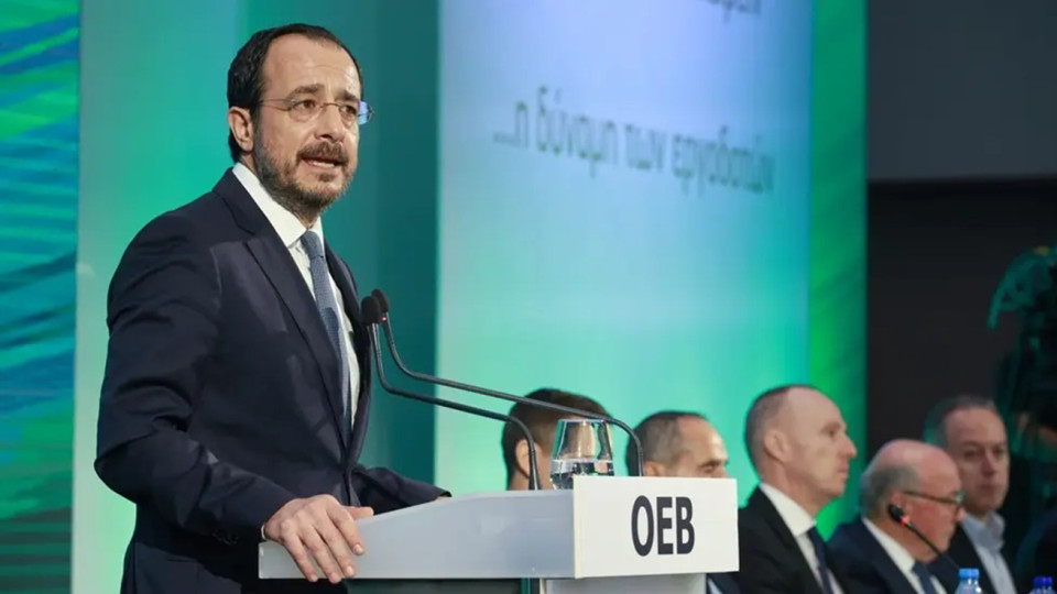 Συντάξεις, εισόδημα και κόστος εργασίας στο τραπέζι Χριστοδουλίδη–ΟΕΒ – Οι προβληματισμοί των εργοδοτών