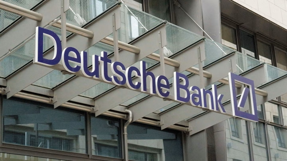 ΕΚΤ: Διπλή αύξηση επιτοκίων βλέπει η Deutsche Bank – Στο 2,75% τον Δεκέμβριο