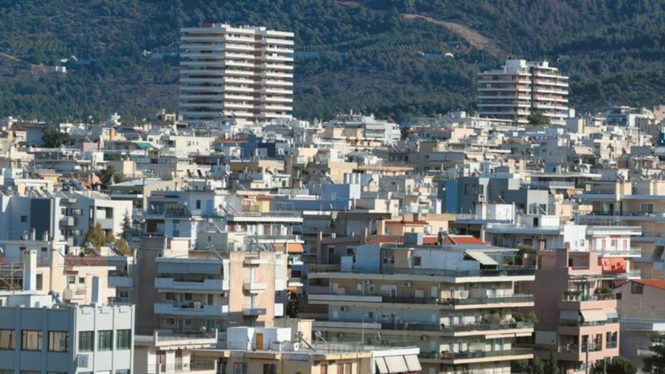 Νέα στεγαστικά σχέδια: Επιπλέον όροφος και οικόπεδα στο 25% της αξίας τους